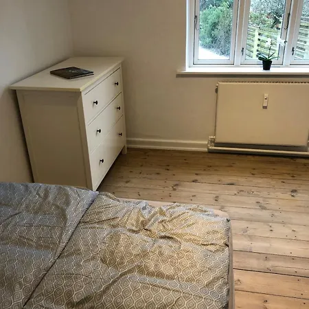 Midtby Appartement *