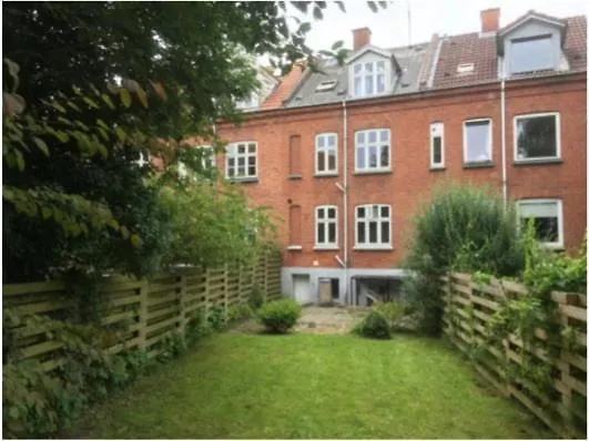 Midtby Apartamento *